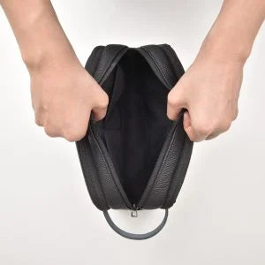WiWU Salem Anti-Theft PU Travel Pouch - Black - W Stooore