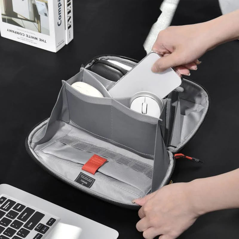WiWU Warriors Tech X-Pro Pouch - W Stooore